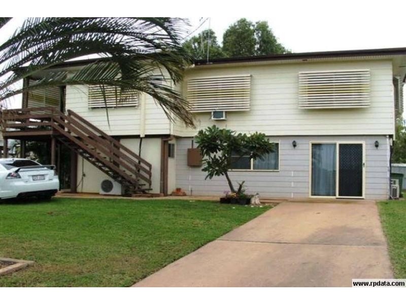 65 Clements Street, Moranbah QLD 4744