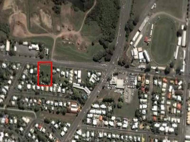 393 SHAKESPEARE STREET, West Mackay QLD 4740