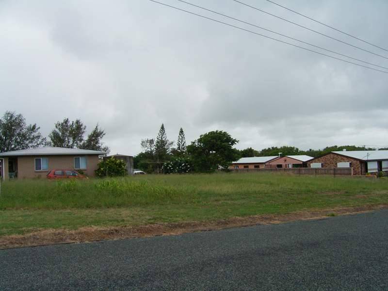42 RASMUSSEN AVENUE, Hay Point QLD 4740