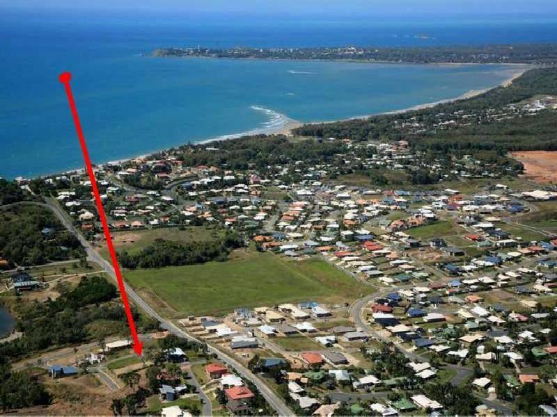 4 GRANGE COURT, Eimeo QLD 4740
