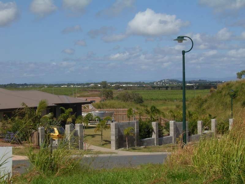 1 CORALCOVE COURT, Blacks Beach QLD 4740