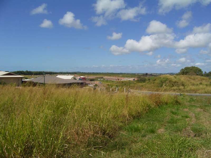 1 CORALCOVE COURT, Blacks Beach QLD 4740