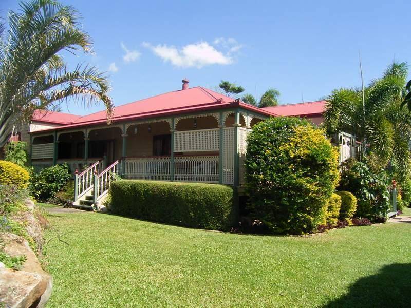 2 PANORAMA COURT, Rural View QLD 4740