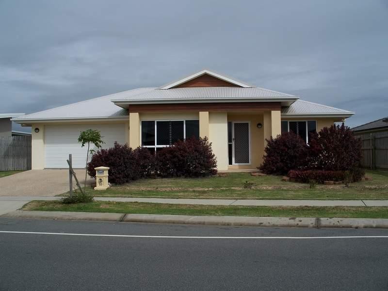 55 ROYAL SANDS BOULEVARD, Bucasia QLD 4750