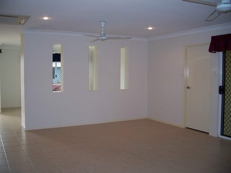 55 ROYAL SANDS BOULEVARD, Bucasia QLD 4750