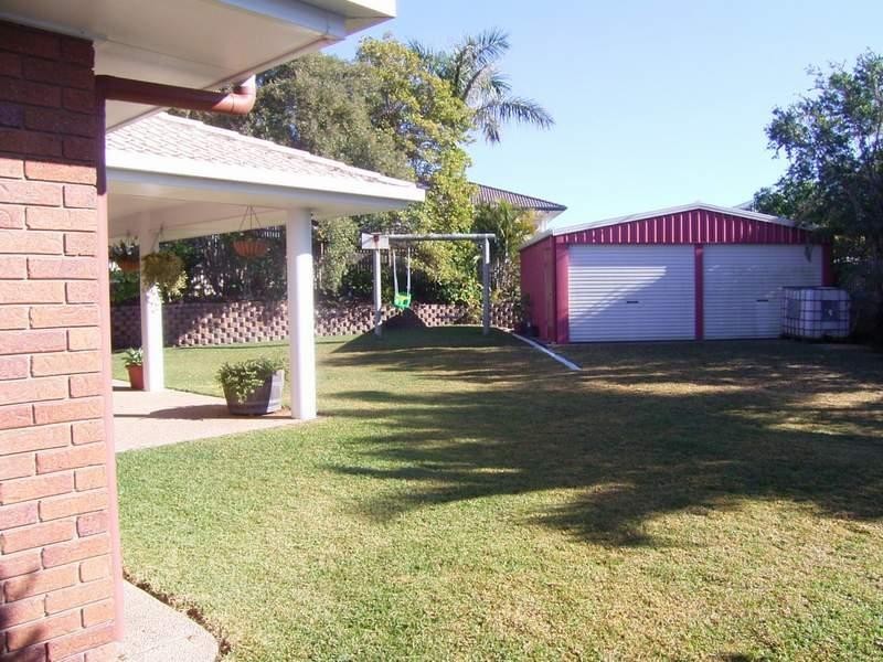 31 DENHAM CRESCENT, Rural View QLD 4740