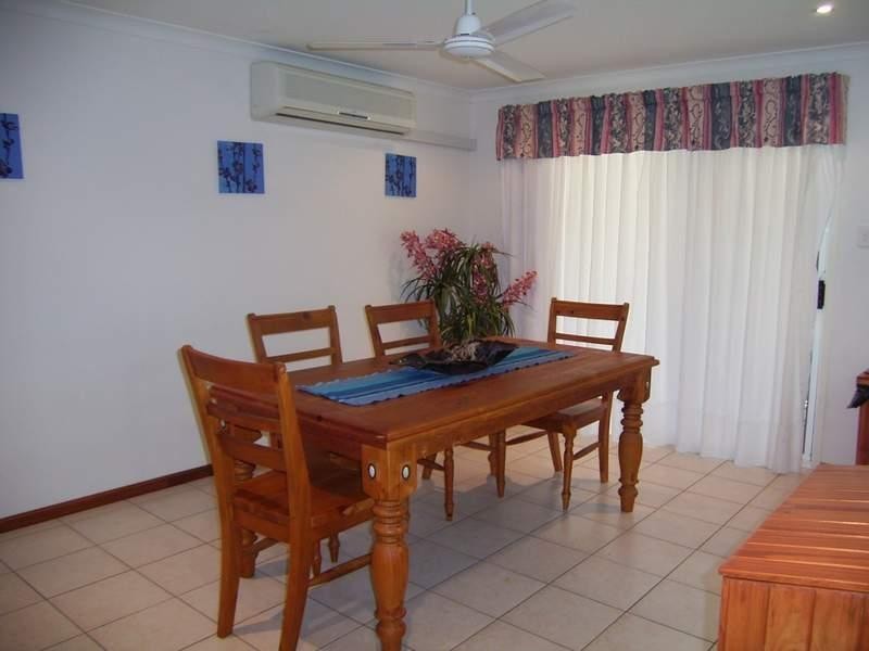 31 DENHAM CRESCENT, Rural View QLD 4740