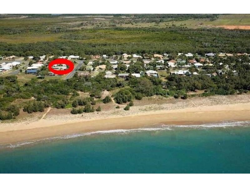 6 ANGLERS PARADE, Blacks Beach QLD 4740