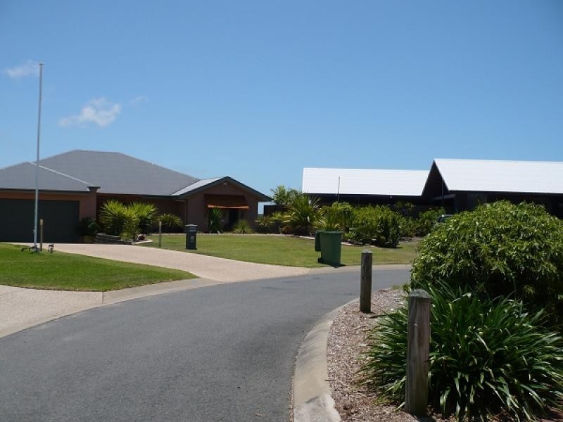 11 VAILALA RISE, Rural View QLD 4740