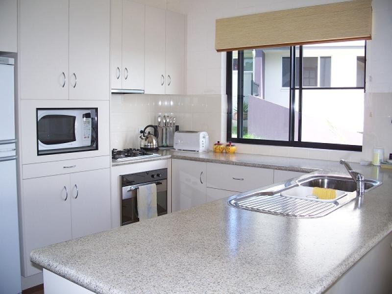 54 CAVANAGH DRIVE, Blacks Beach QLD 4740