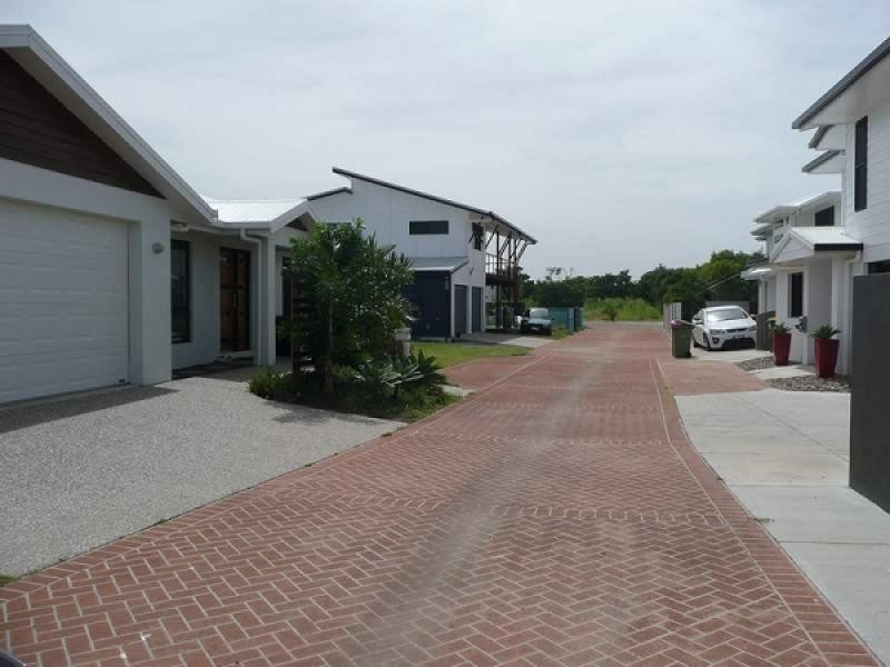18 Seafarer Court, Blacks Beach QLD 4740