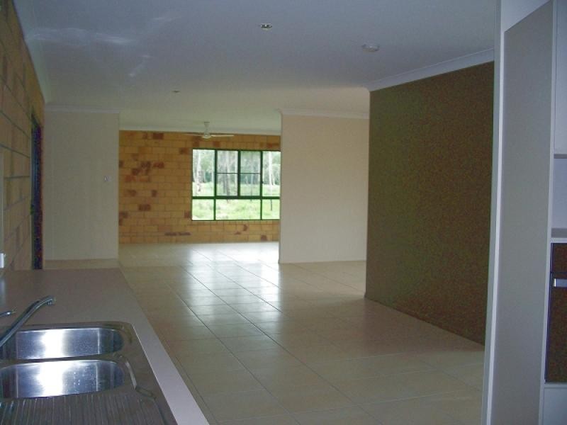 22 CORAL REEF COURT, Freshwater Point QLD 4737