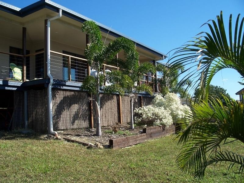 23 Woodlands Drive, Eimeo QLD 4740