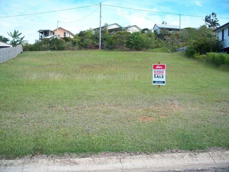 11 Brooksfield Drive, Sarina Beach QLD 4737