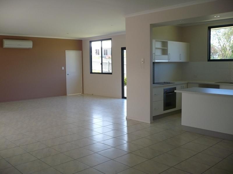 2, 4, 6 & 8 Mulcahy Crescent, Eimeo QLD 4740