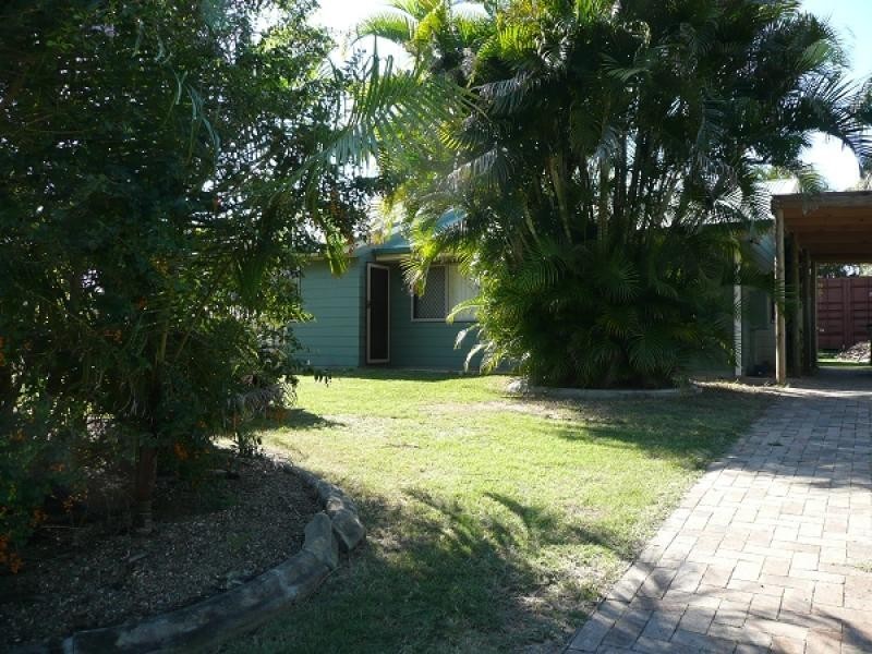 4 Parsons Street, Bucasia QLD 4750