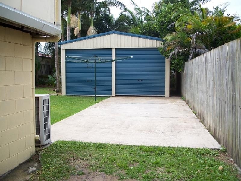 10 Oak Street, Andergrove QLD 4740