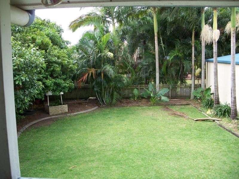 10 Oak Street, Andergrove QLD 4740