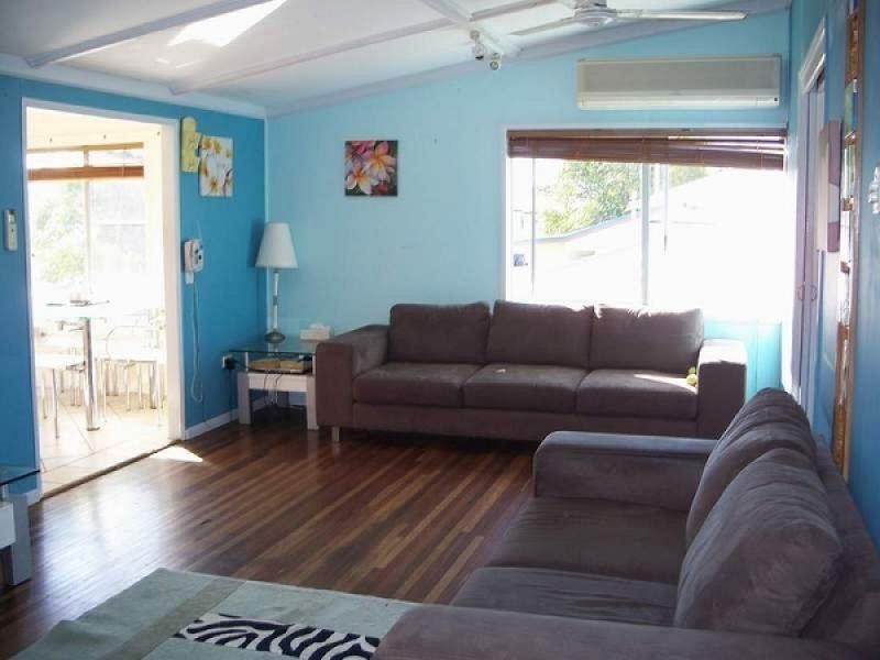 8 EDWARD STREET, South Mackay QLD 4740