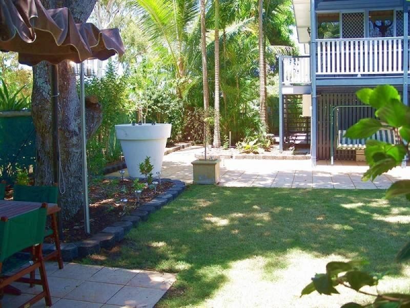 4 Hayes Avenue, Bucasia QLD 4750