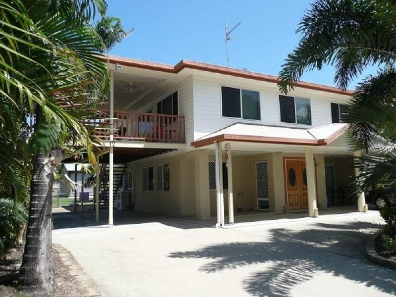 12 Denman Avenue, Shoal Point QLD 4750