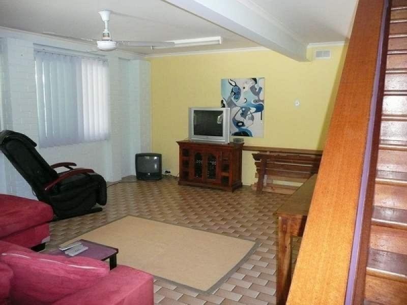 12 Denman Avenue, Shoal Point QLD 4750