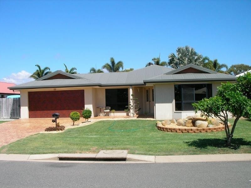 8 Starboard Circuit, Shoal Point QLD 4750