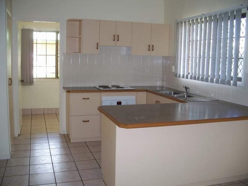 6 Wrasse Court, Andergrove QLD 4740