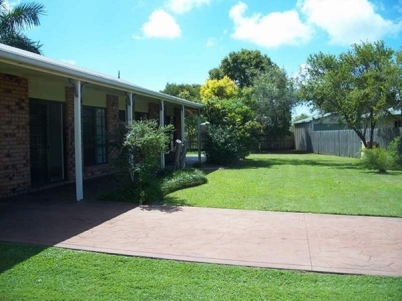 6 Wrasse Court, Andergrove QLD 4740