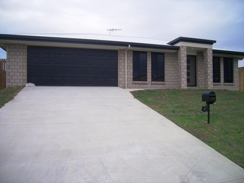 36 JASMINE DRIVE, Blacks Beach QLD 4740