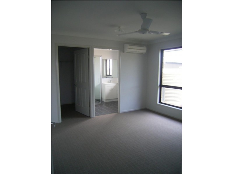 36 JASMINE DRIVE, Blacks Beach QLD 4740