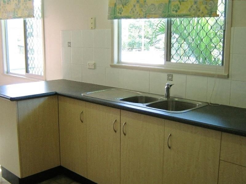 112 Waverley Street, Bucasia QLD 4750