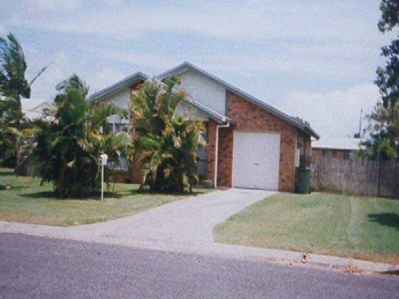 74 BRADMAN DRIVE, Glenella QLD 4740