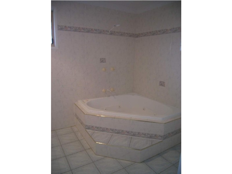 21 EMPEROR DRIVE, Andergrove QLD 4740