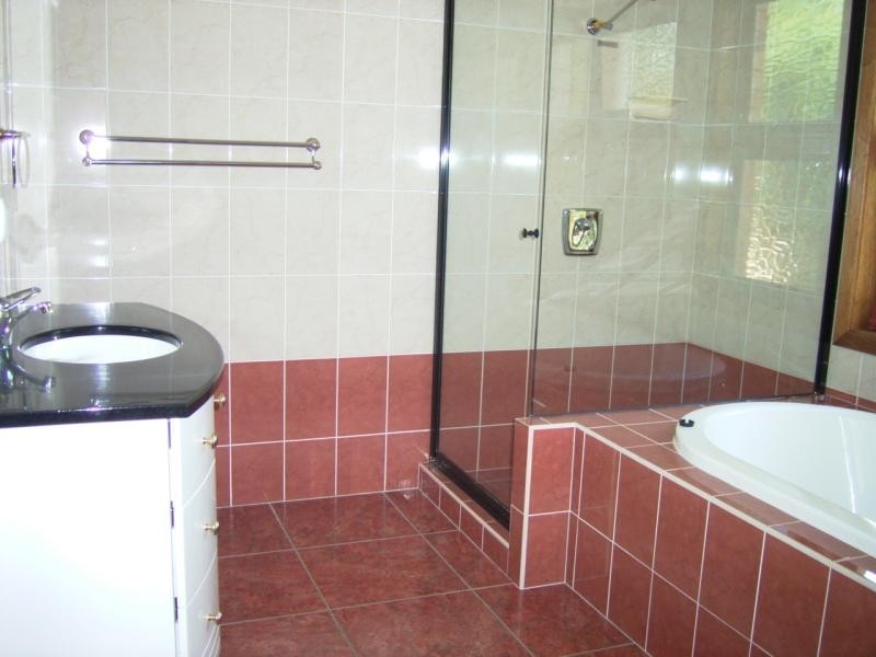 9 WEIR STREET, East Mackay QLD 4740