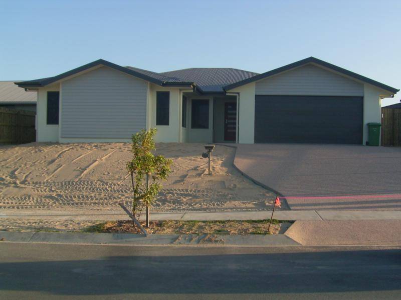 3 TOWNSEND STREET, Bucasia QLD 4750