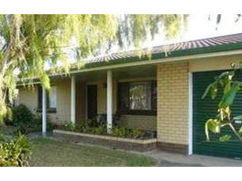 17 GALLETLY STREET, West Mackay QLD 4740