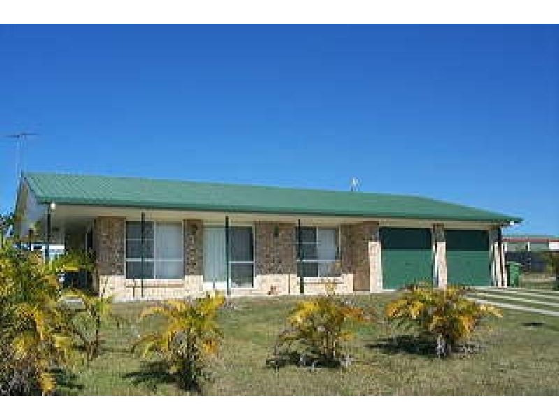 17 KRISTY CRESCENT, Eimeo QLD 4740
