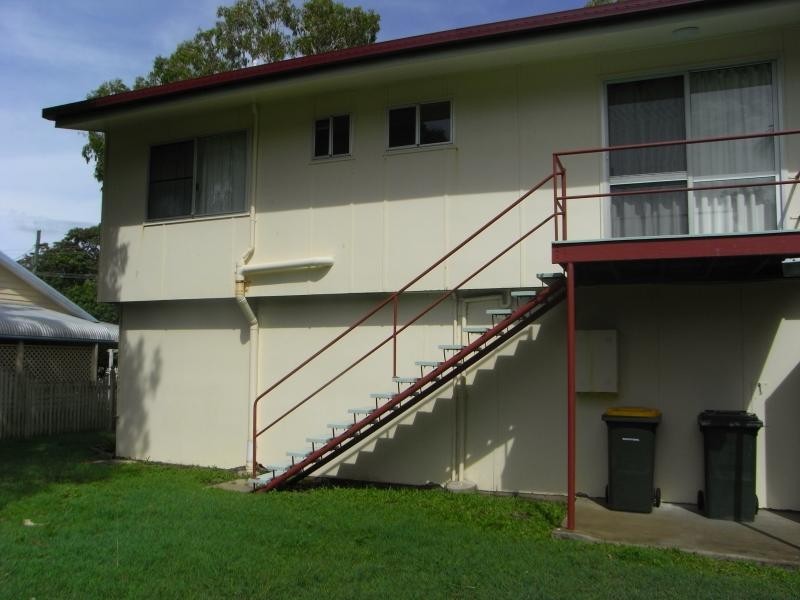 6 DENMAN AVENUE, Shoal Point QLD 4750