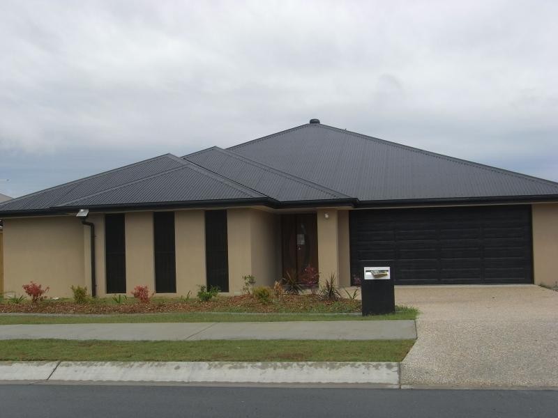 14 ULLADULLA STREET, Blacks Beach QLD 4740