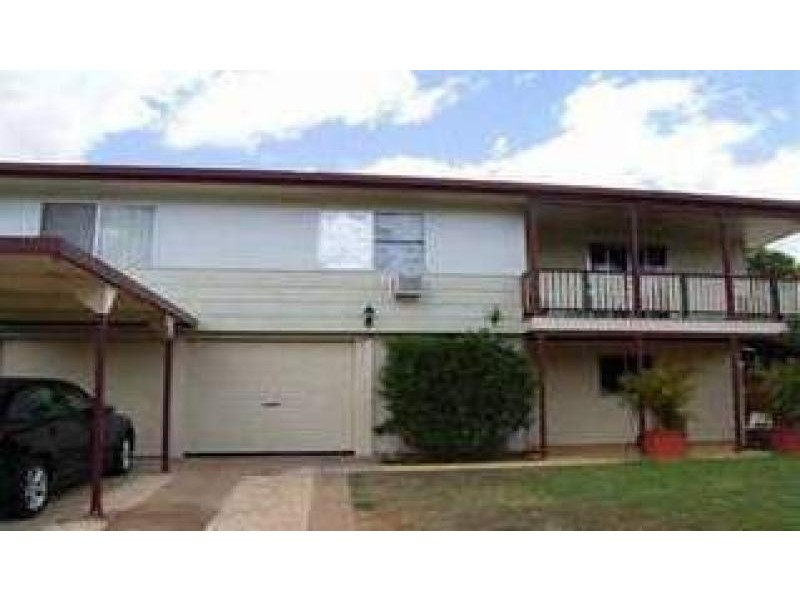 13 HANNAN DRIVE, Moranbah QLD 4744