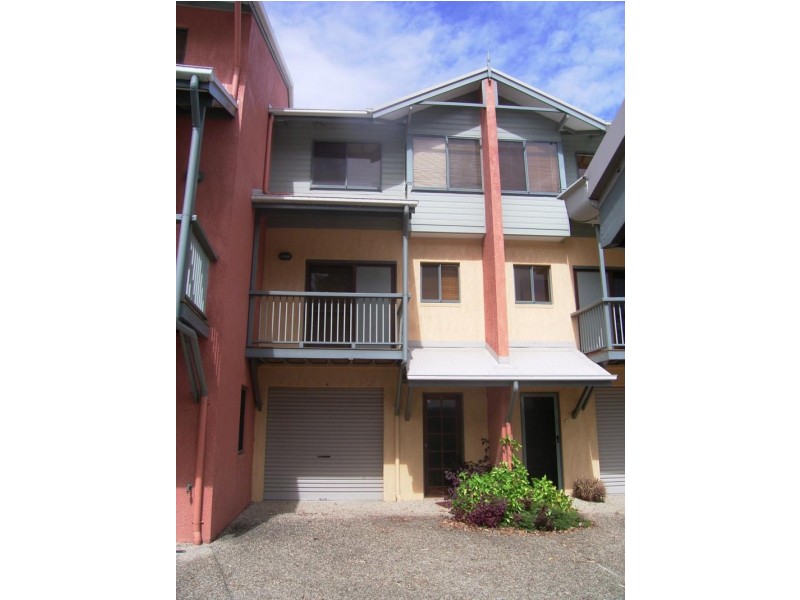 Unit 2/32 BASSETT STREET, North Mackay QLD 4740