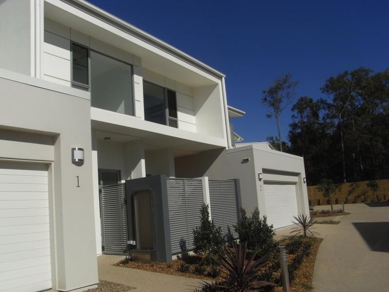 Unit 1/ SEA JEWEL, BELANGASON WAY, Shoal Point QLD 4750