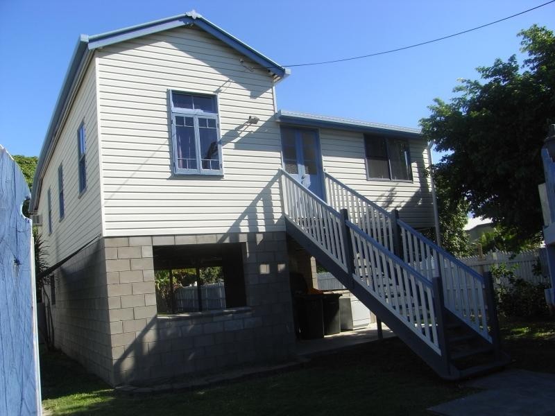 11 BAXTER STREET, Mackay QLD 4740