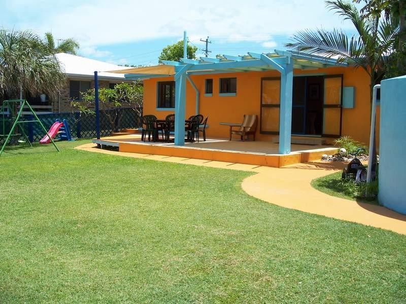 21 RASMUSSEN AVENUE, Hay Point QLD 4740