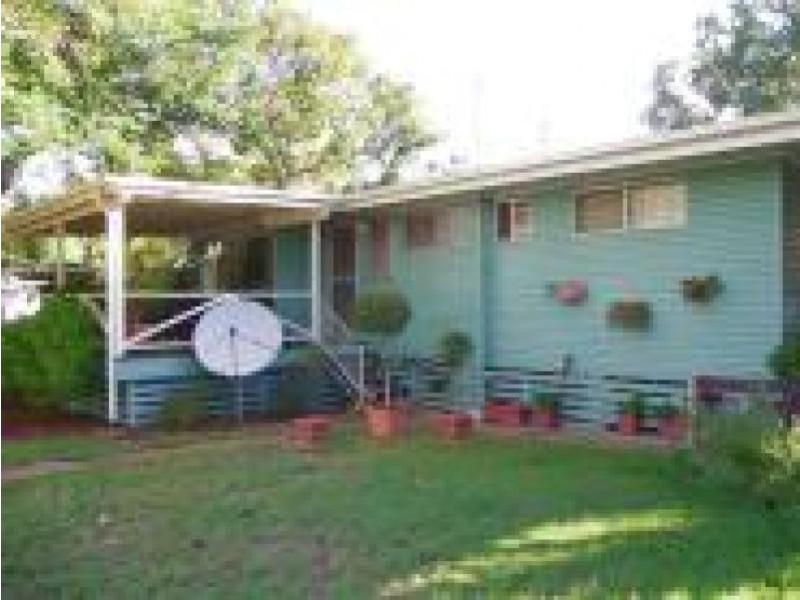 13 COBB COURT, Moranbah QLD 4744