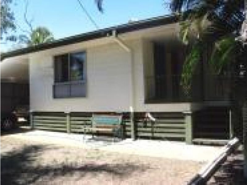 7 BARCOO DRIVE, Moranbah QLD 4744