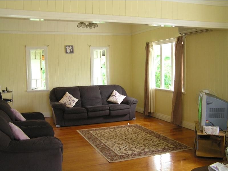 9 TAIT STREET, West Mackay QLD 4740