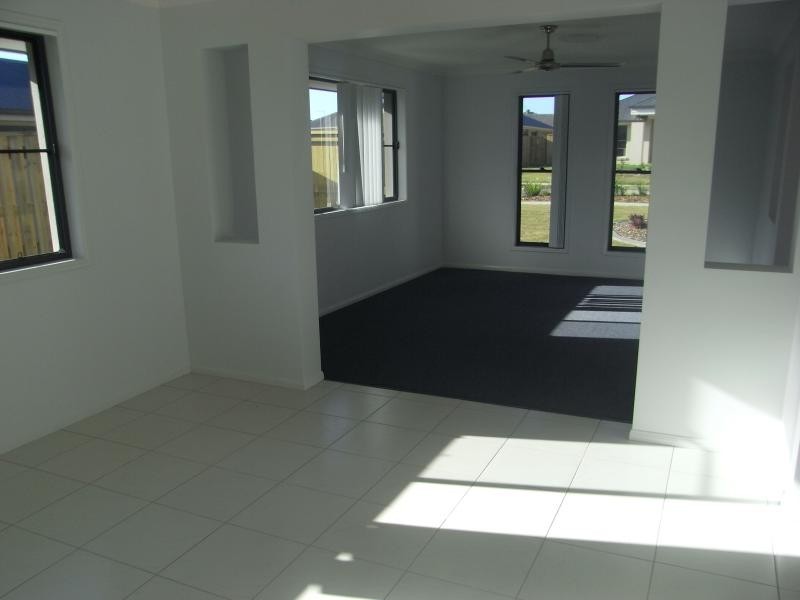 12 ULLADULLA STREET, Blacks Beach QLD 4740
