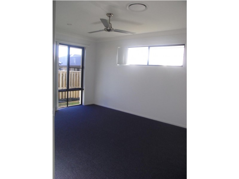 12 ULLADULLA STREET, Blacks Beach QLD 4740